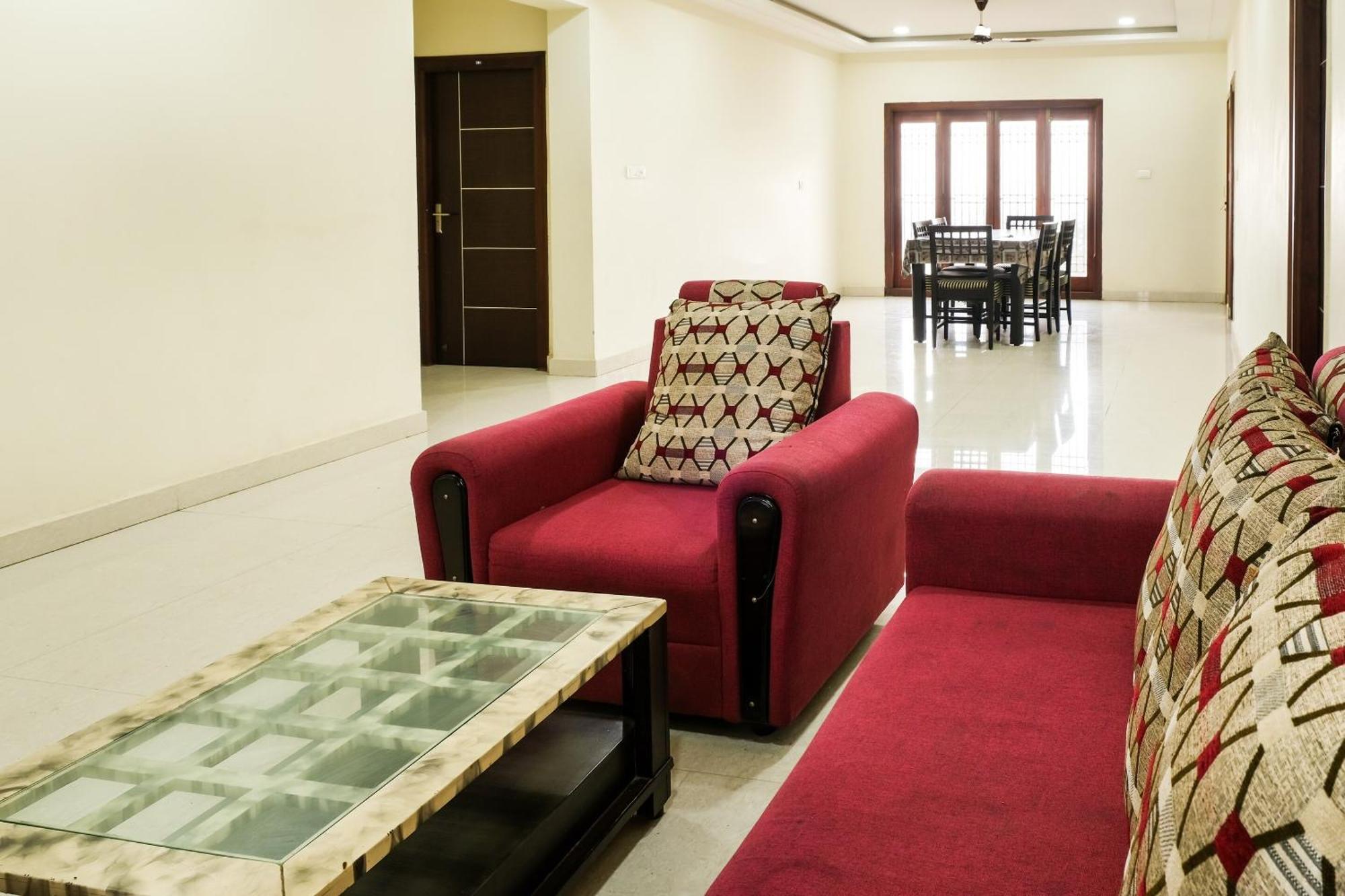 Hotel OYO 73795 Karthikeya Pride Vijayawāda Exterior foto